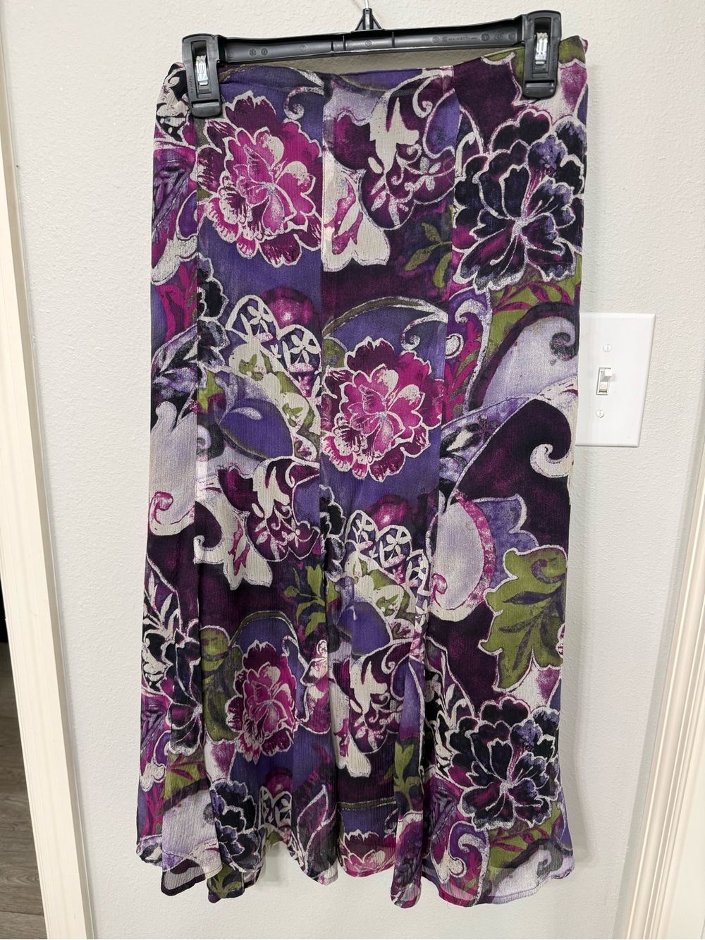 Chico's Floral Chiffon A-Line Silk Skirt Size 2 Purple Lined Knee Length Zip